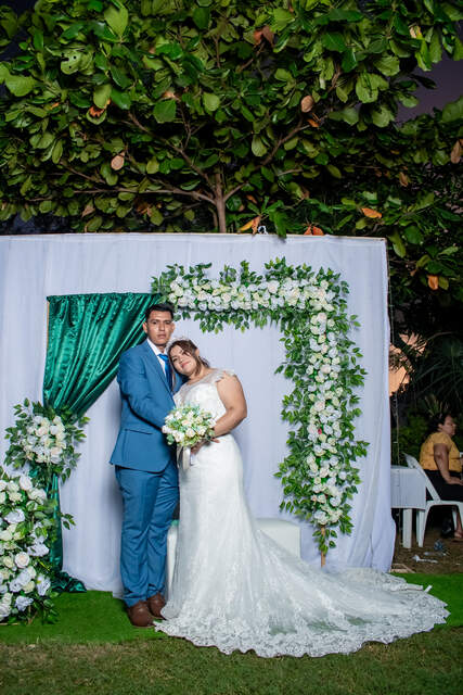Retrato de novios — Producciones Guzmán SV
