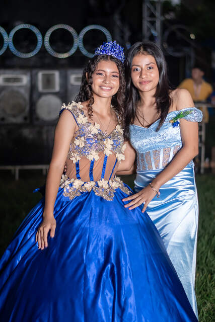 Baile del vals iluminado — Producciones Guzmán SV