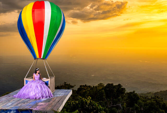 Globo aerostático al atardecer — Producciones Guzmán SV