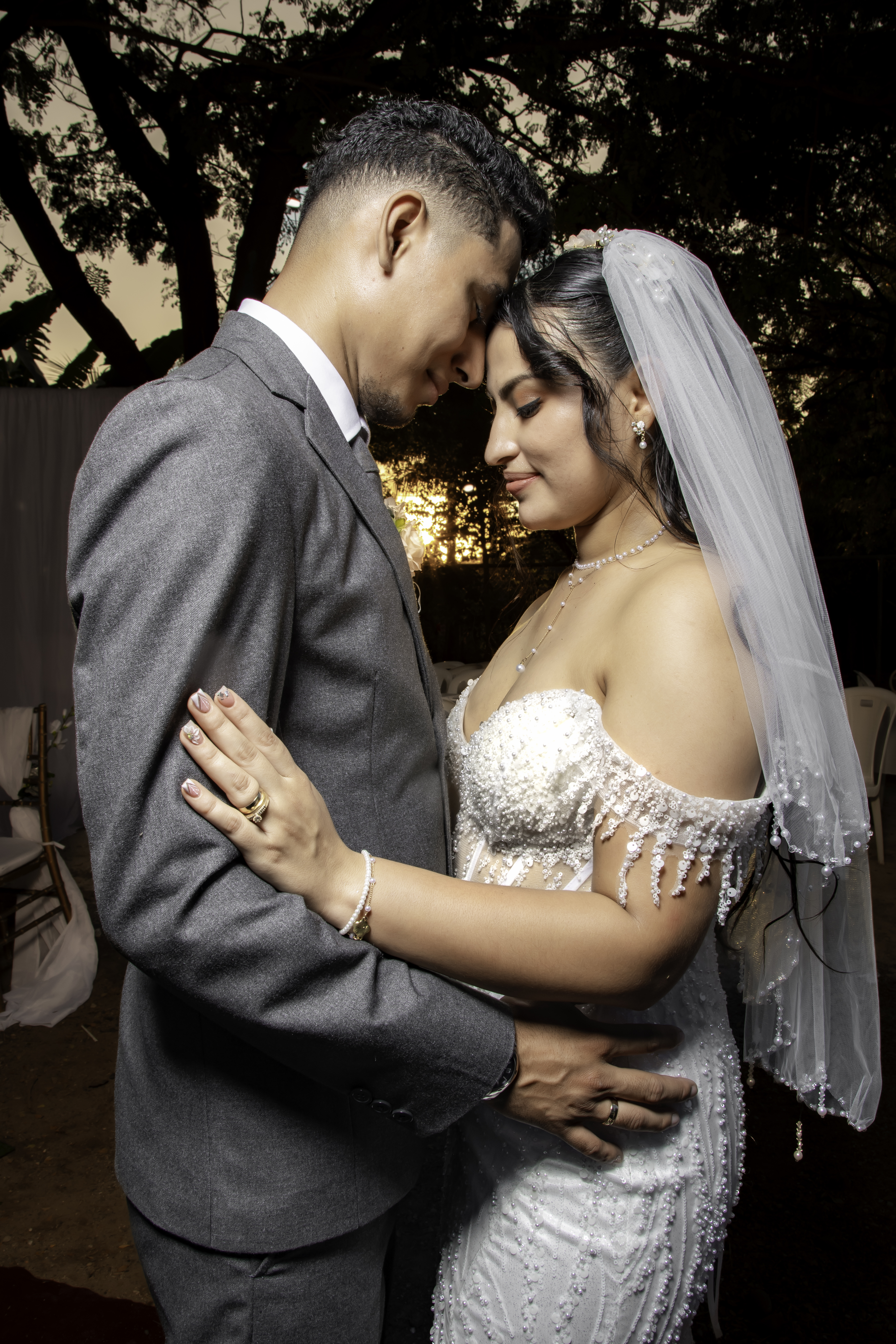 La quinceañera con su vestido lila
